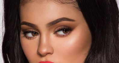 Hihetetlen: Már te is nézhetsz ki úgy, mint Kylie Jenner - csak ennyit kell tenni érte