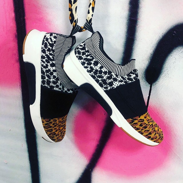 Mintás MARK NASON X SKECHERS 28990 Ft