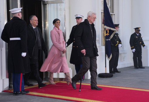 Nem Melania Trump csókálló kalapja az egyetlen ruhadarab, amire örökre emlékezni fogunk: íme a legemlékezetesebb szettek Donald Trump beiktatásáról