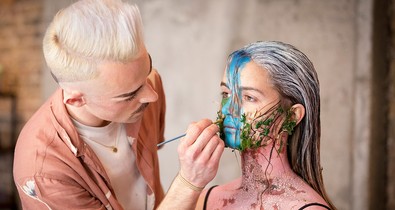 Glow up! Sminkverseny a Netflixen, amiből rengeteg trükköt lestünk el!