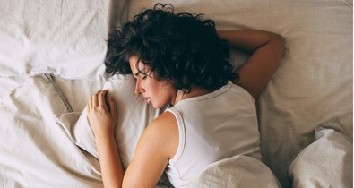 Kiderült, melyik életkorban mennyit kell aludni a teljes regenerálódáshoz