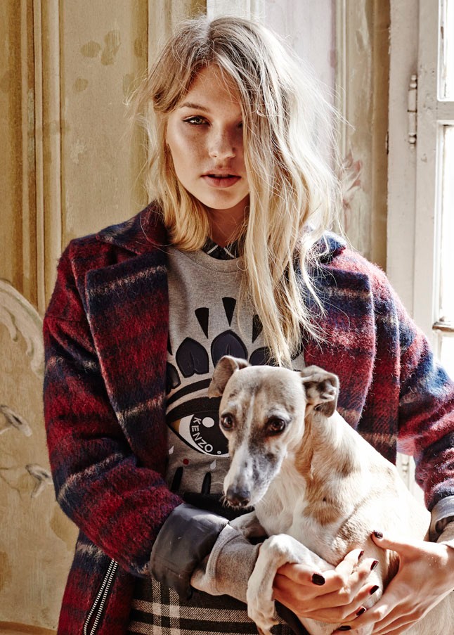 Statement póló. A kabát alól kivillanó mintás póló nem üti a kockásat, így beleviheted az egyéniséged az outfitedbe. Anna: Szövetkabát C&A 16 990 FtPamutpulóver KENZO - Heaven 65 900 FtPamuting G-STAR RAW 29 900 FtGyapjú ceruza szoknya USE UNUSED 66 300 FtAgár: Galiba