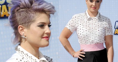 Most már hivatalos: szakításhoz lila haj dukál