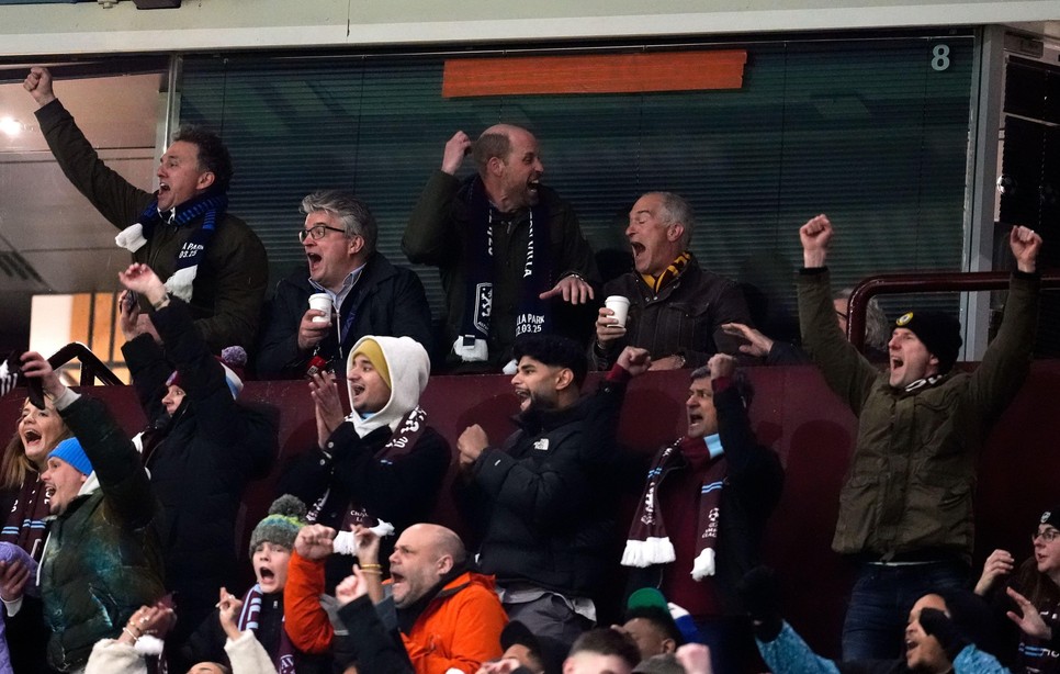 Vilmos herceg régóta lelkes támogatója az Aston Villának, és gyakran megjelenik a csapat mérkőzésein