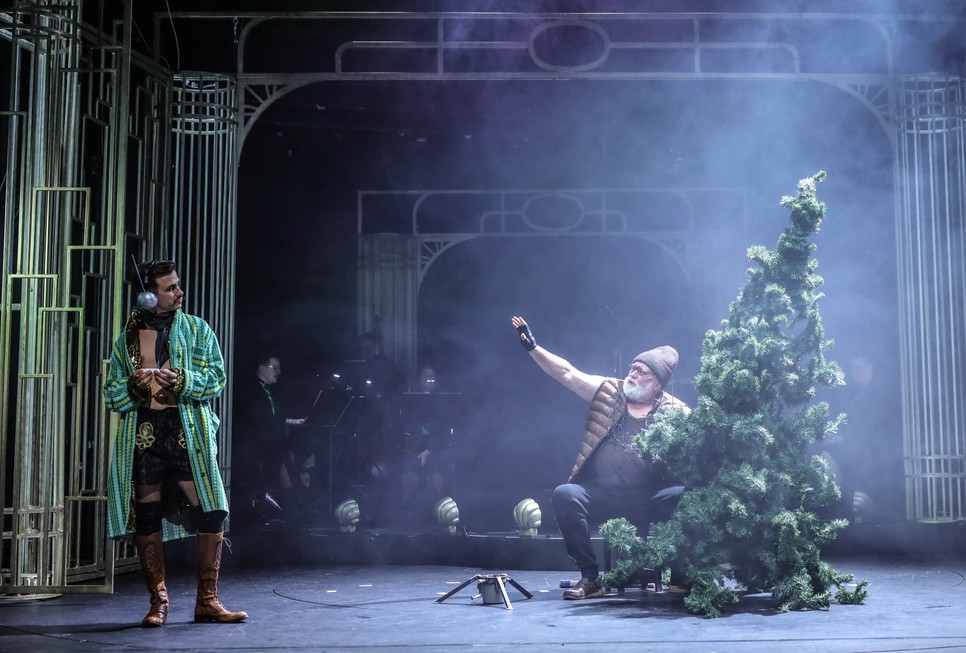 A nyúl füle című színdarab az Örkény Színházban