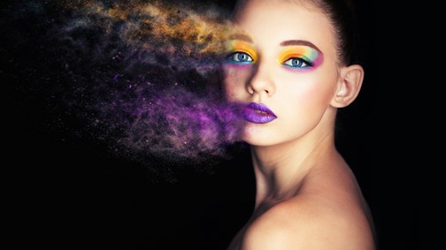 Csak ezt a pár dolgot kell beszerezned, hogy tiéd legyen a legmenőbb fesztiválsmink