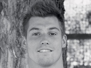 Midene a víz - Decker Attila