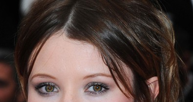 Kicsit flúgos, de imádnivaló: Emily Browning
