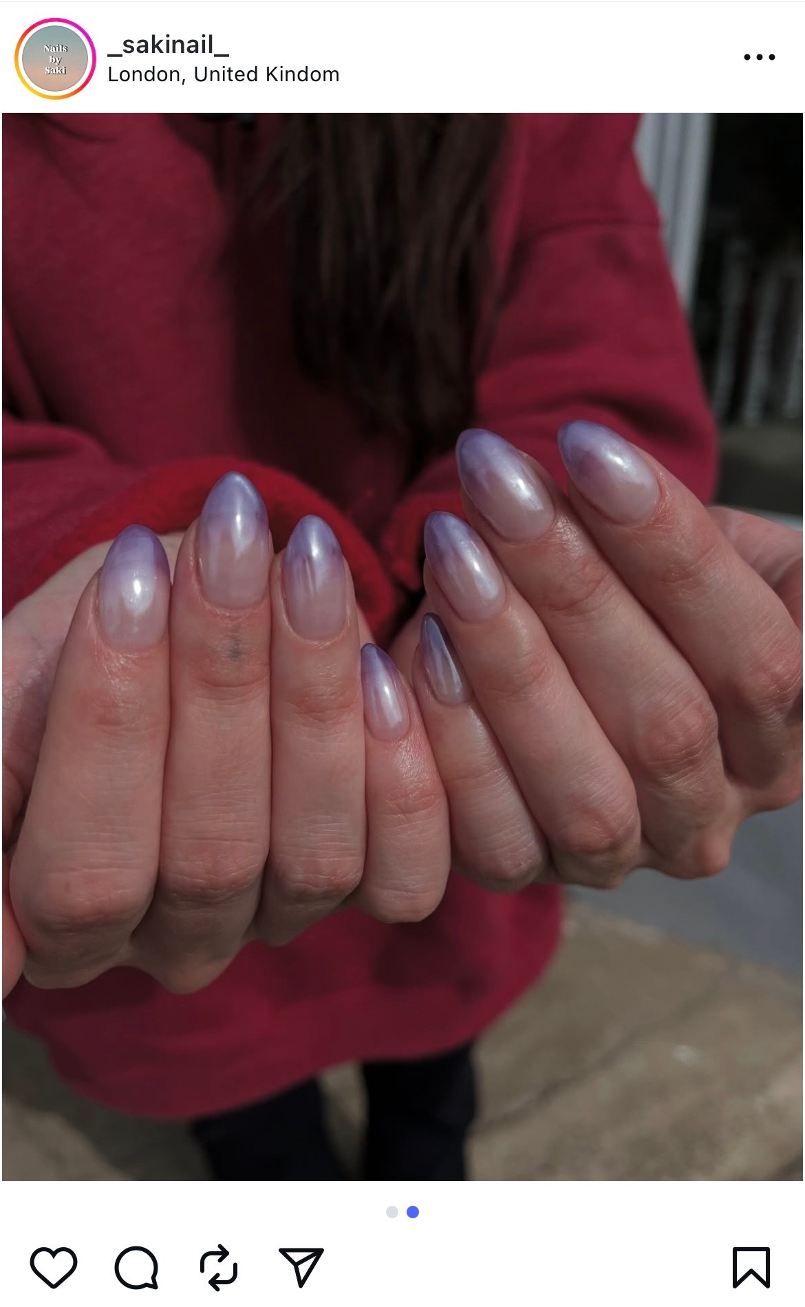 'Baby boomer' trend egy kis csavarral – ez a lila árnyalat elképesztően mutat az enyhén csillogó klasszikus alappal