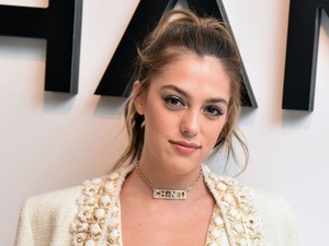 Stallone 19 éves lánya falatnyi ruhában szexizett