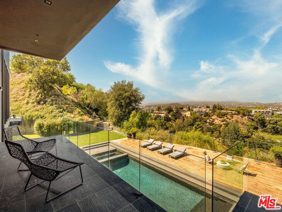 John Legend kaliforniai otthona 72 millió dollárba került