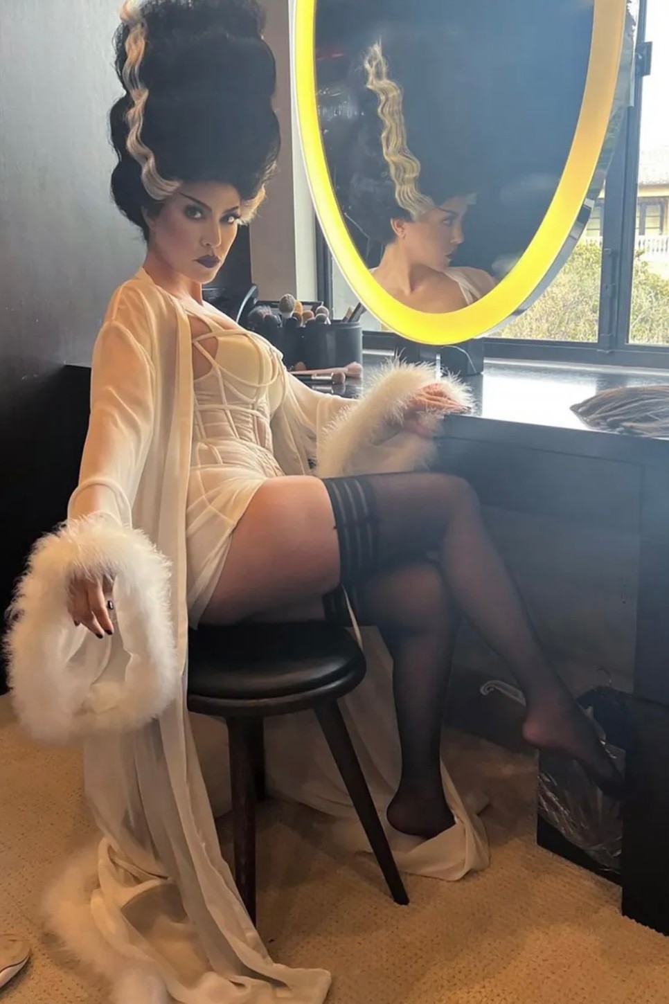 Kourtney Kardashian Frankeinstein feleségeként