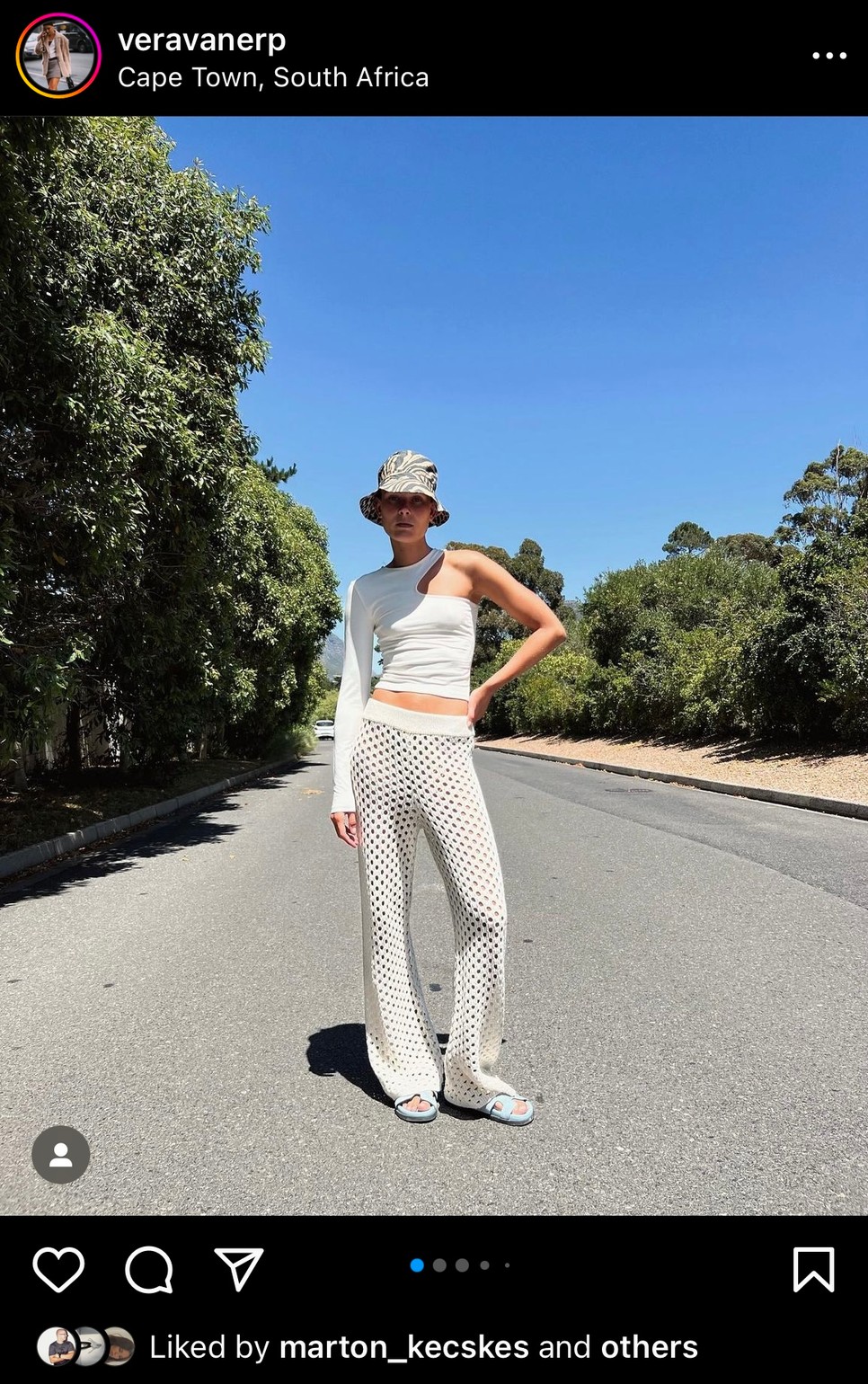 A kötött nadrág a legstílusosabb szereplője az idei fesztivál szezonnak.