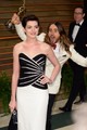 Na, jó, ahogy Jared Leto photobombolta Anne Hathaway Vanity Fair pózolását lehet, hogy vetekedik a Benedict Cumberbatch-félével.
