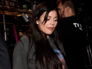 A rajongók nem bírtak várni: megmutatták milyen Kylie Jenner várandósan
