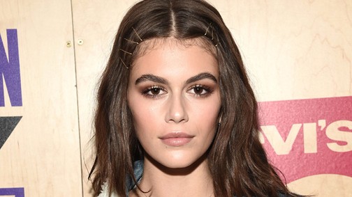 Ööö, a 16 éves Kaia Gerber alaposan felpolcolta a melleit