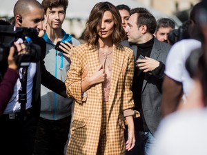 Kosztümtől az öltönyig - így lett a férfiviseletből női divat