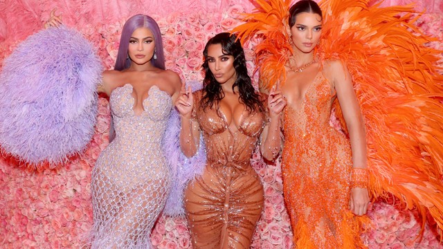 Nem hiszel a szemednek: a 8 legdurvább címlapos Photoshop-baki