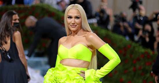 Hoppá! Ez tényleg ő? Ilyen jóképű férfi lett Gwen Stefani fia