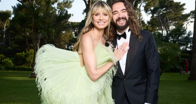 10 szerelmes fotó, amin Heidi Klum és 16 évvel fiatalabb férje között csak úgy izzik a levegő