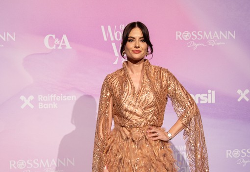 Stana Alexandra istennőként tündökölt, Kulcsár Edinára alig ismertünk rá - Ezek voltak a 2025-ös GLAMOUR Women of the Year gála leggyönyörűbb ruhái