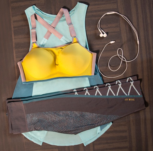 Ez a sportmelltartó nem engedi, hogy rázkódjon a melled edzés közben