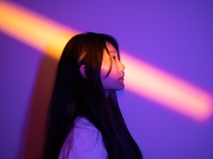 A túsztárgyalók kedvenc pszichológiai módszere, amit minden embernek ismernie kellene