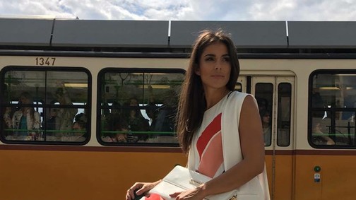 Molnár Andi gyönyörű maxiruhában