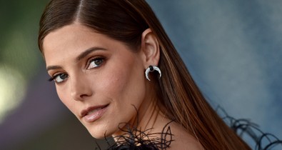 Mini Twilight találkozó: Ashley Greene és Peter Facinelli összefutottak a vörös szőnyegen