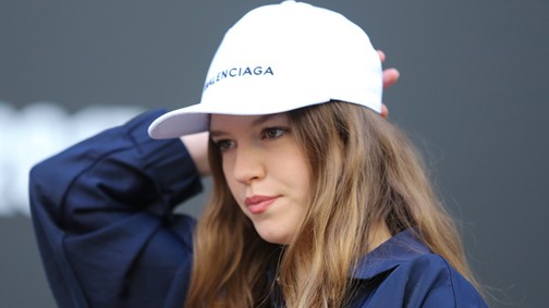 Részesülni akarsz a Balenciaga-életérzésből? 10 cucc a bármit eladó márkától garasoskodóknak