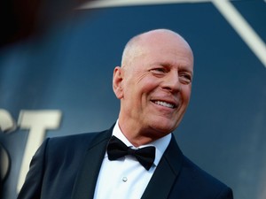 Bruce Willis friss videóját nem tudod sírás nélkül végignézni: szívszorító gesztust tett a demenciával küzdő színész