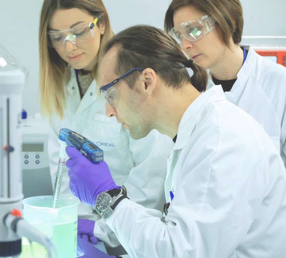 Fenntarthatóság és tudomány - A L'Oréal Paris egy nem mindennapi virtuális eseményen mutatta be legújabb innovációit