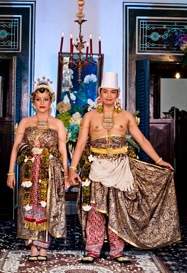 Íme a legszebb királyi esküvői ruhák a világ különböző részeiről