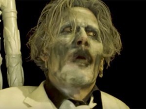 Johnny Depp gyomorforgató klipben üvölti, hogy sátán