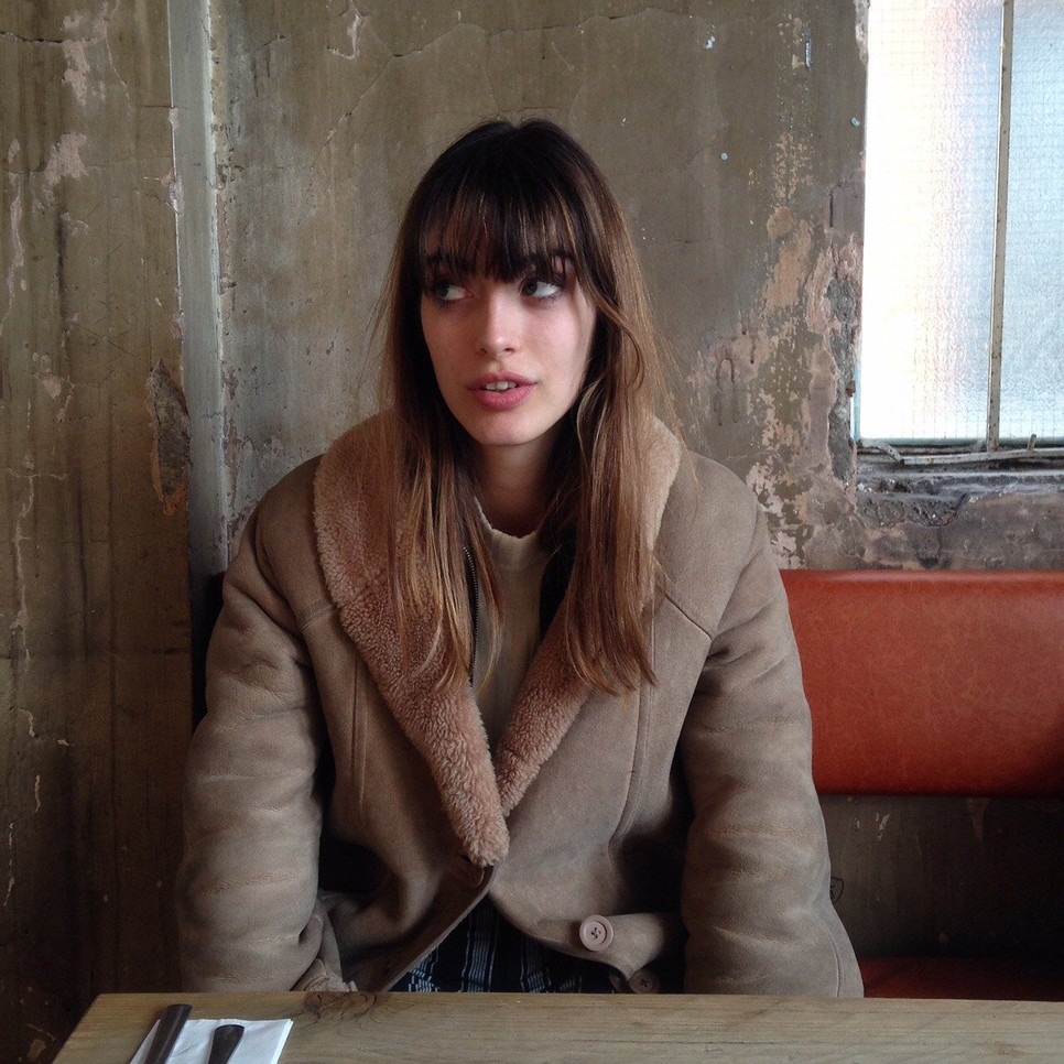 louise follain, instagram, párizs, vintázs, vintage, használt ruha, jane birkin, vintage bolt, bolhapiac