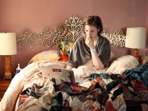 „Mindenki másnak sikerült, csak te maradtál boldogtalan, túlsúlyos, szingli, csak neked nincs pénzed?”