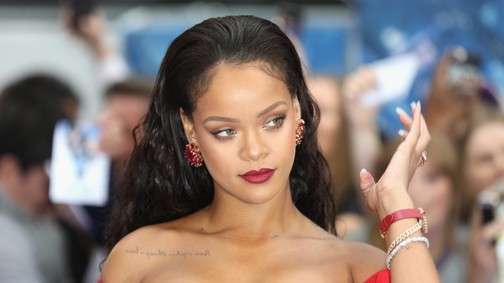 Hogyan vált Rihanna minden idők leggazdagabb énekesnőjévé?