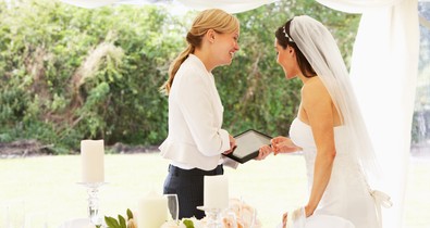 Luxusnak hisszük, valójában életünk befektetése lehet egy esküvőszervező megbízása