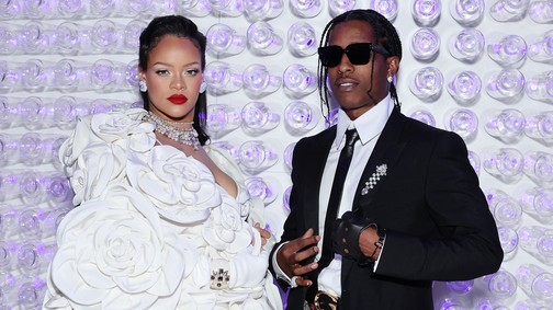 Megszületett Rihanna és A$AP Rocky második gyermeke, ráadásul már jó régen!