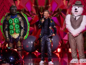 Ő lett az Álarcos Énekes győztese: leesett az állunk, kit rejtett a jelmez