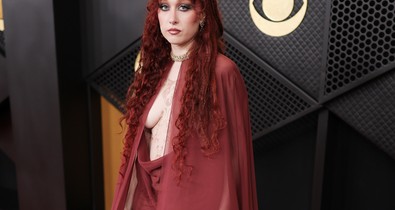 8 erősen korhatáros ruha a Grammy-gála vörös szőnyegéről, amit csak a legbátrabbak mertek bevállalni