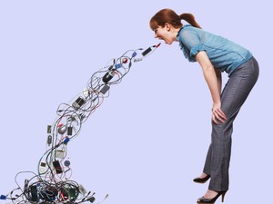 Digitális hedonizmus és analóg kiégés a vezetői működésben – mit tesz velünk az állandó online jelenlét?