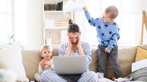 Magánélet vagy karrier: ki mondja, hogy választani kell?
