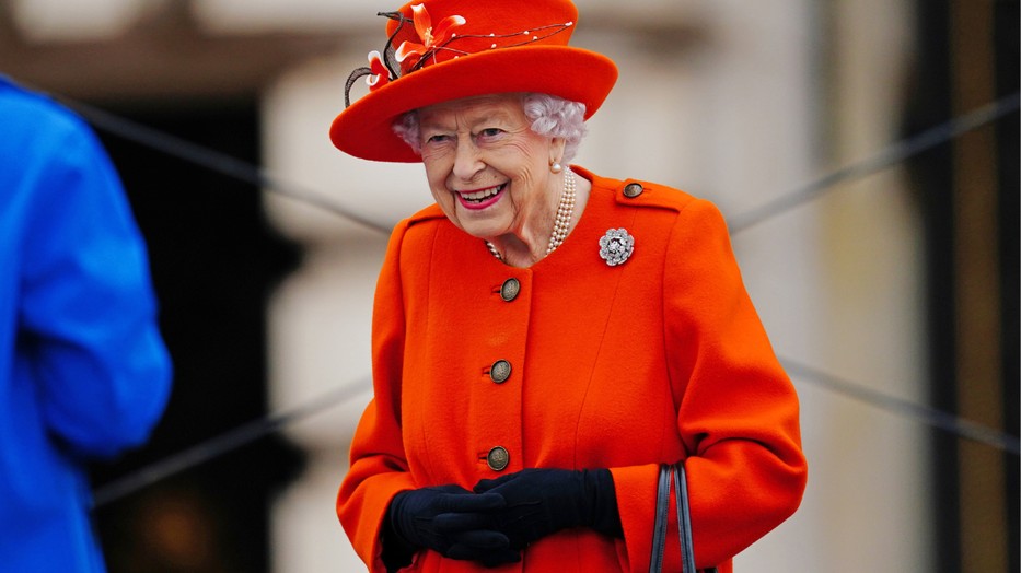 Erzsébet királynő újabb nyilvános szereplést kénytelen lemondani egészségügyi állapota miatt