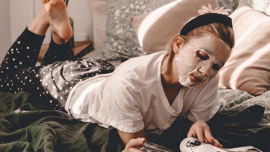 Tudtad, hogy a GLAMOUR júniusi számában találsz egy szerelmes regényt?