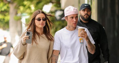 Hailey Bieber varázslatosan szép képekkel ünnepelte kisfia születésnapját: ritka fotókat posztolt a kis Jackről