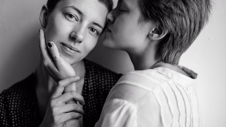 Az én coming outom: „Leélni úgy egy életet, hogy nem vagyunk autentikus önmagunk, tragikus."