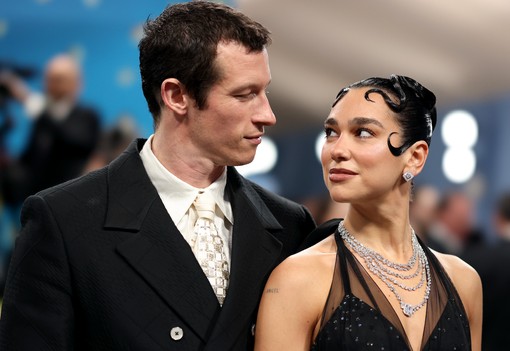 Dua Lipa Chanel meztelenruhája volt a Met-gála legszebb darabja, a lélegzetünk is eláll tőle