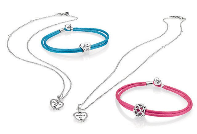 Örök barátság karkötő a PANDORÁTÓL!
