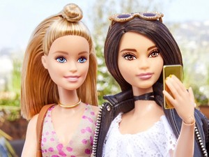 Az új Barbie egy 96 éves divatikon